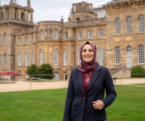 Gülay Gecü ile kurumlara özel Şirketler için Kurumsal Koçluk. Şirket içi çatışma yönetimi, performans artışı ve stratejik gelişimde köklü çözümler.