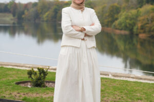 Travma nedir, belirtileri nelerdir ve travma nasıl iyileşir? EMDR, EFT ve aile dizimi ile travma tedavi yöntemlerini keşfedin.